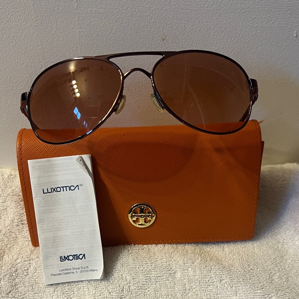 Oakley Aviator Sunglasses (used)